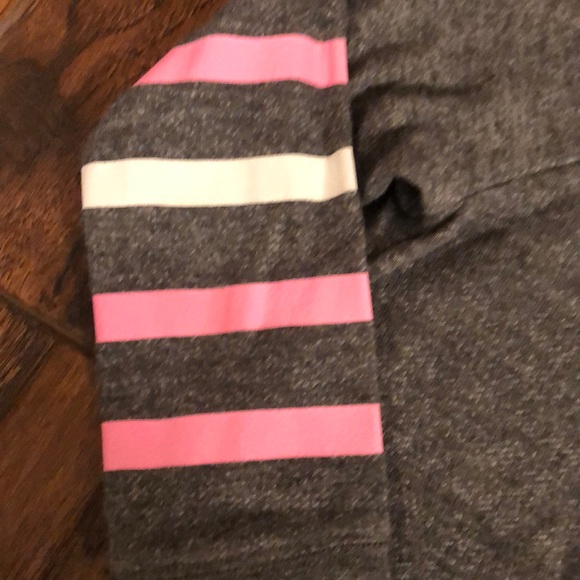 GAP girls sweatshirt size small (6/7) - Picture 3 of 5